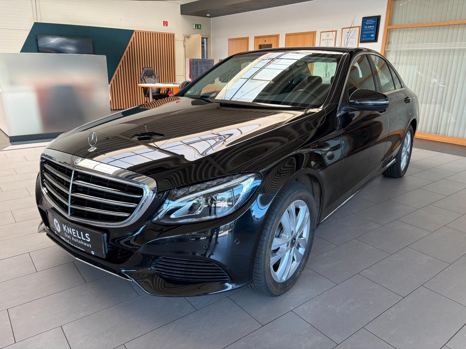 Mercedes-Benz C 180 Limousine Exclusive/NAVI/SHZ/LED/PDC
