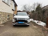 Mitsubishi Plug-in Hybrid Outlander - Mitsubishi Plug-in Hybrid Outlander von privat