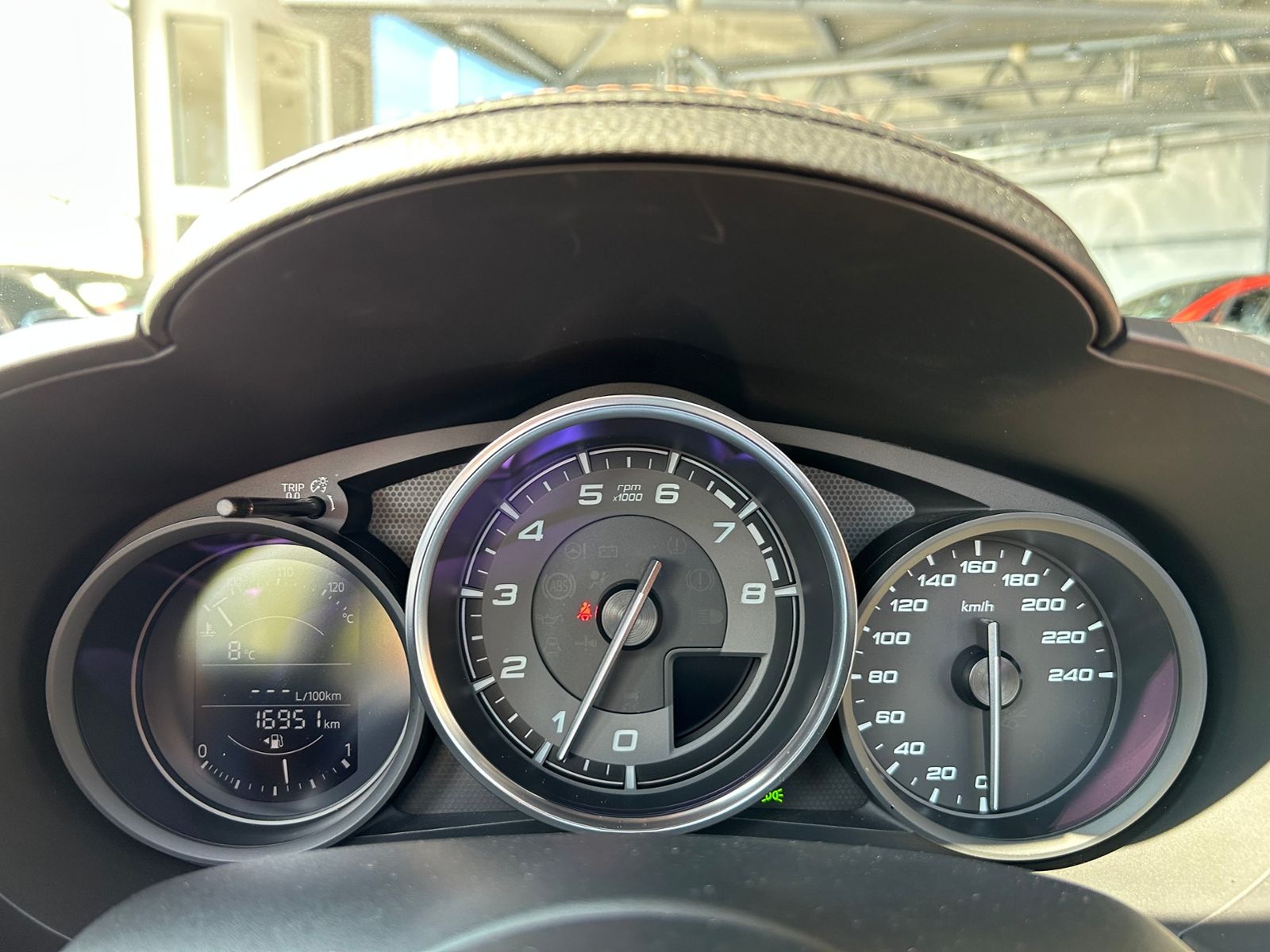 Fahrzeugabbildung Fiat 124 Spider Lusso BOSE RFK KLIMA NAVI SHZ