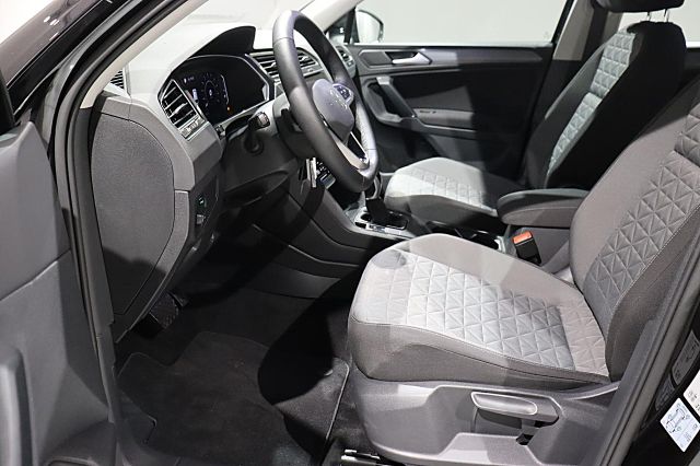 Tiguan Life 1.4 eHybrid TravelAssist AHK Navi Ka
