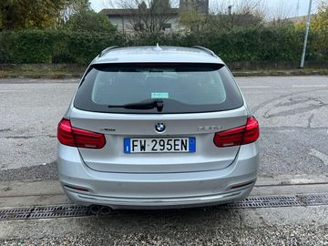 BMW 320 - 4