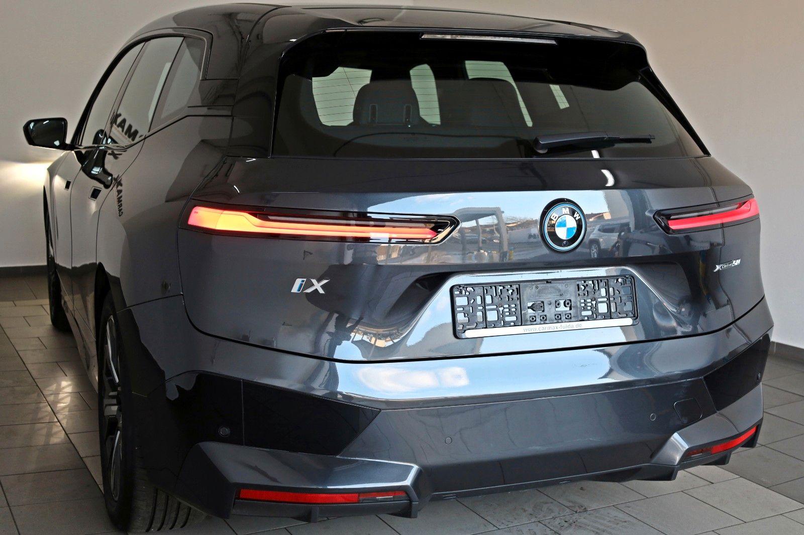 Fahrzeugabbildung BMW iX50 xDrive Sport Leder,Navi,Panorama Sky Lounge