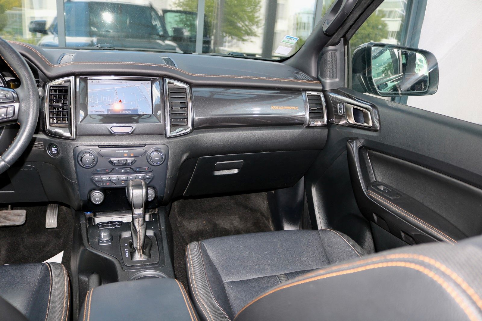 Car Image 29