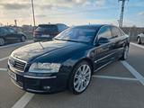 Audi A8 3.0 TDI quattro - Audi A8: Alcantara