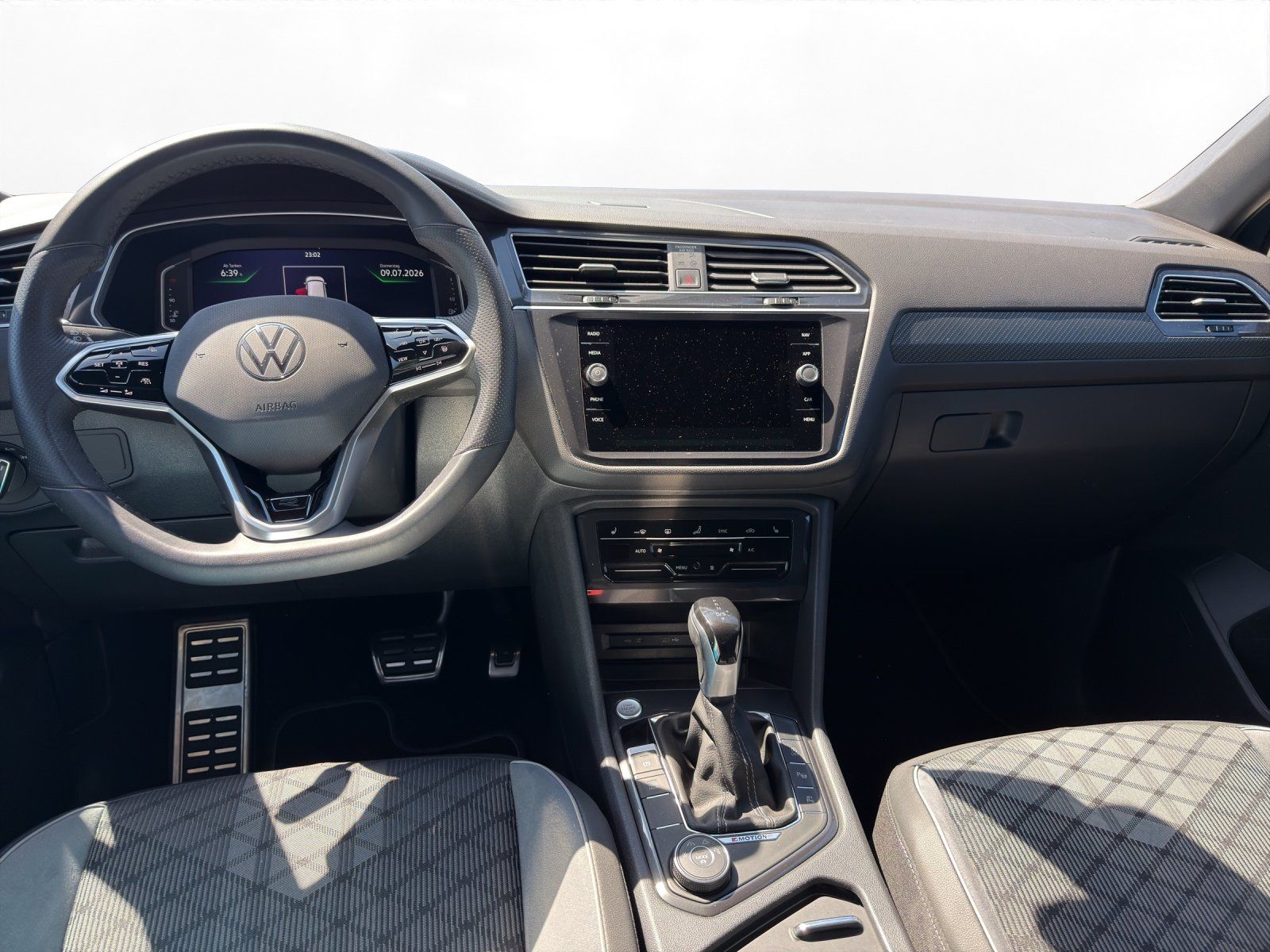Volkswagen Tiguan Allspace 2.0 TSI DSG 4MOTION R-Line | AHK foto 12