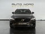 Volvo V90 Ultimate Dark Recharge Plug-In Hybrid AWD* - Volvo V90: Recharge Ultimate Dark