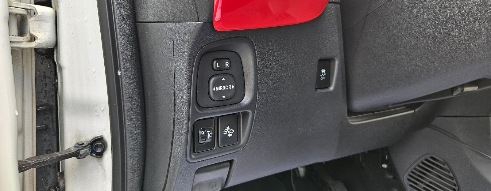 Toyota Aygo Edition Automatik Touch Navi Schaltwippen
