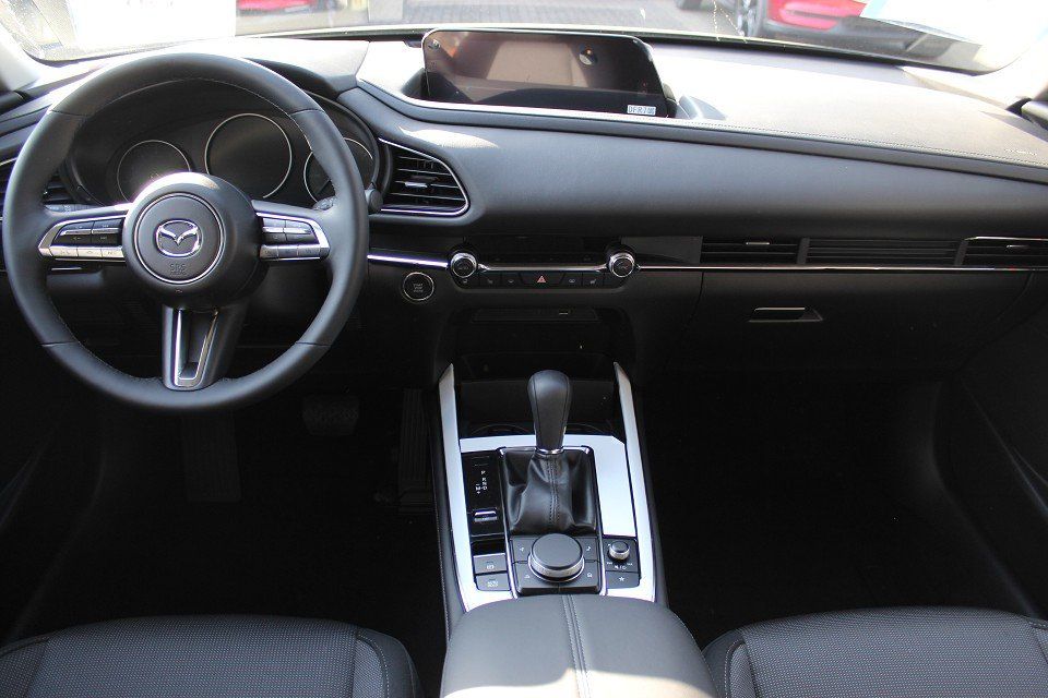 Fahrzeugabbildung Mazda CX-30 M-Hybrid Selection Exclusive G-150 AT PRE-