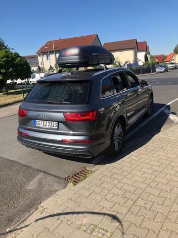 Audi Q7 7 Sitzer Panorama