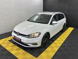 Volkswagen Golf Highline ACC+LED+Massage+Kamera+DAB+PDC+ISO - mit Diesel-Antrieb: Weiß, Kombi