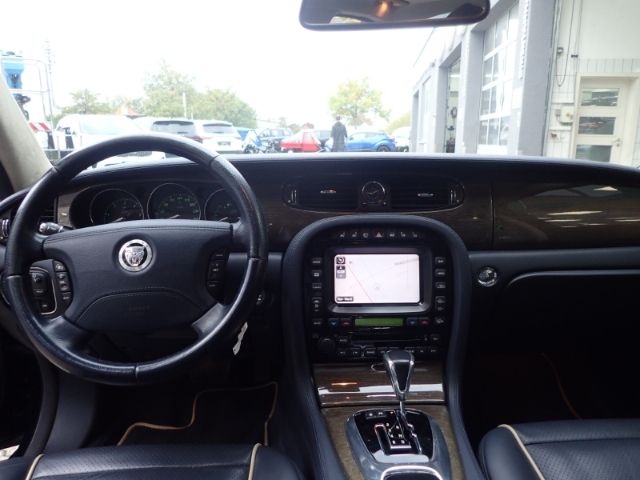 Fahrzeugabbildung Jaguar XJ 6 2.7 Portfolio Facelift Klimasitze Memory Si
