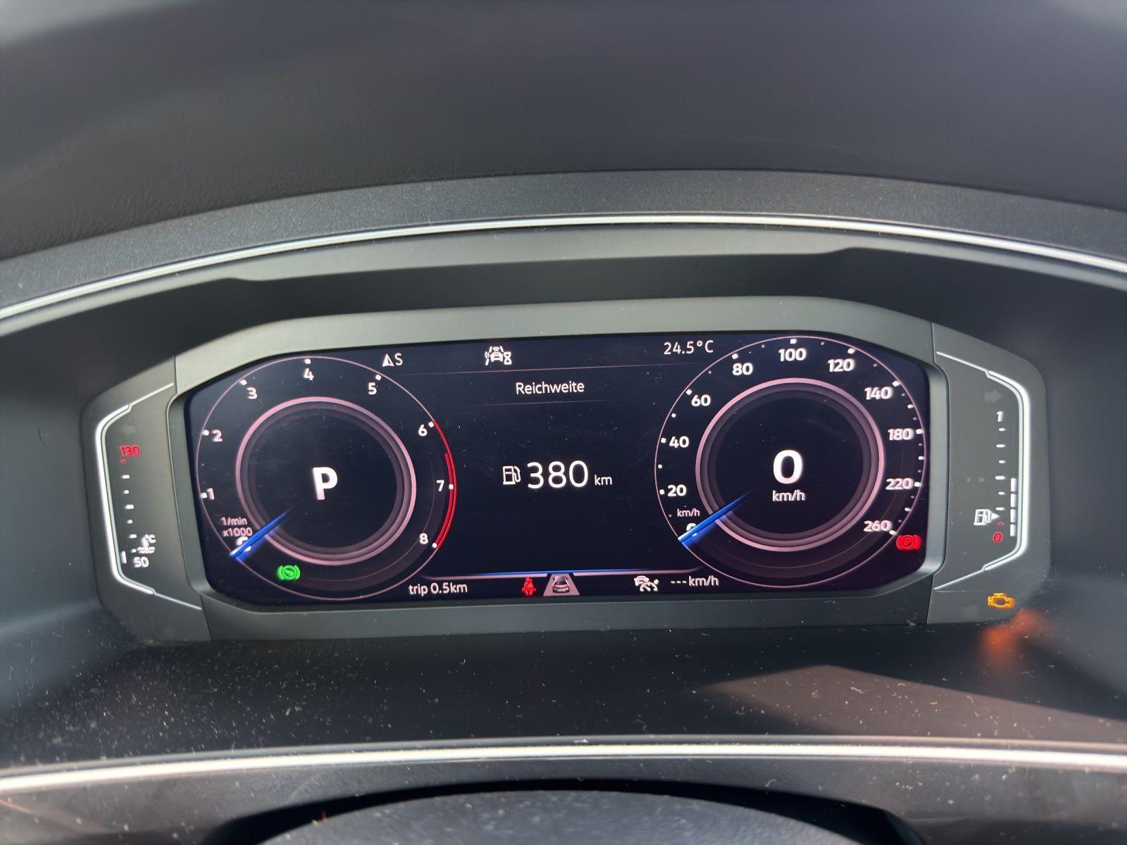 Volkswagen Tiguan 1.5 TSI DSG HIGHLINE*STHZG*AHK*DYNAUDIO*L