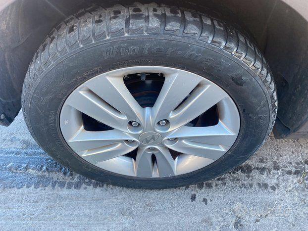 Hyundai ix20 2014 — photo 7