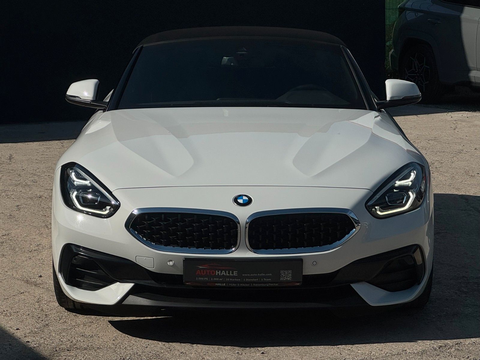 Fahrzeugabbildung BMW Z4 sDrive20i Aut. Advantage Tempo. H&K PDC SHZ