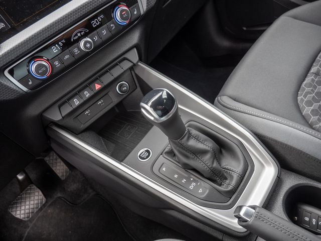 A1 Sportback 30 TFSI advanced S tronic SHZ LED