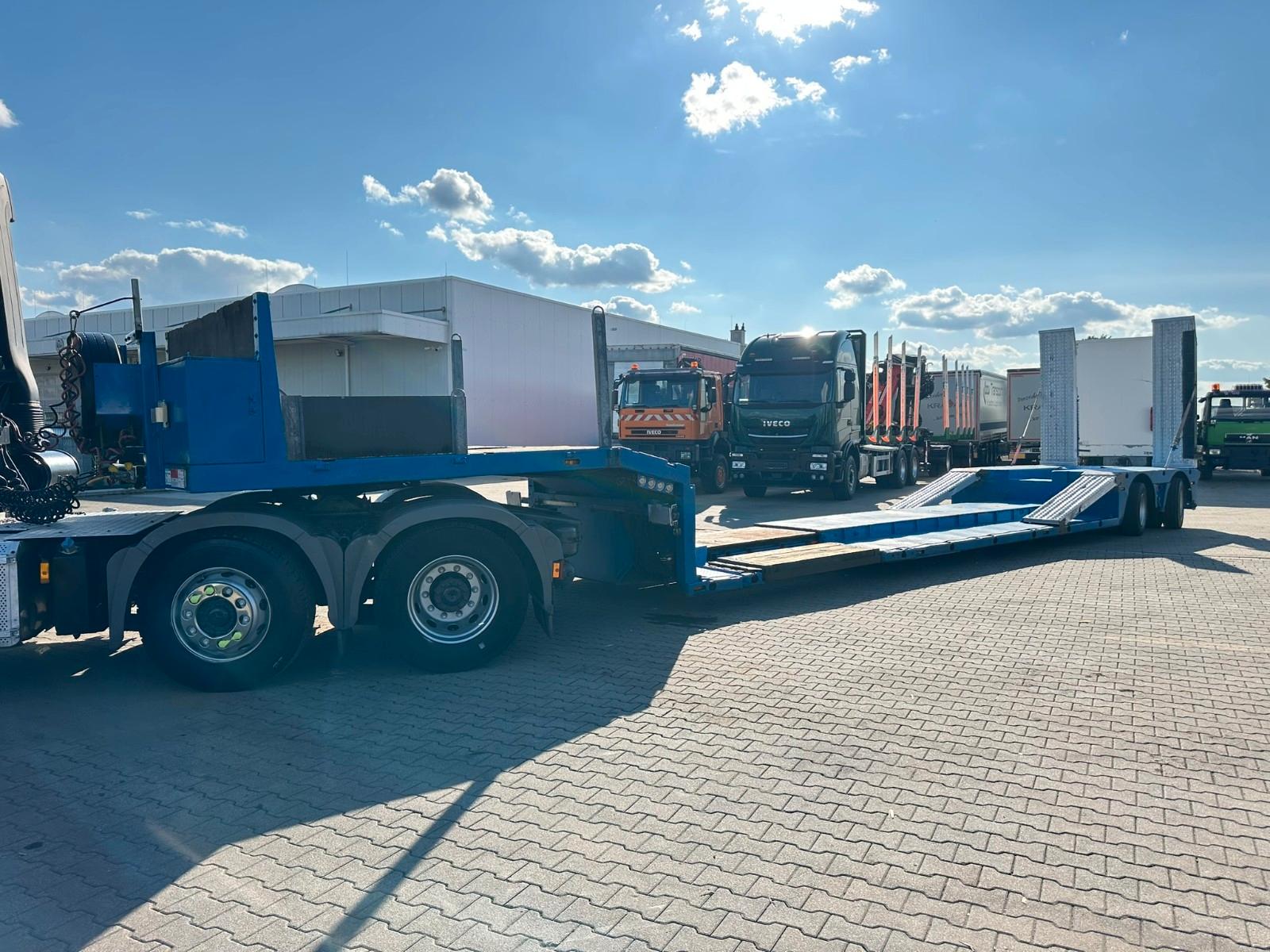 Doll T2H*Funk*2xLenkachse*Teleskopierbar um 4m*Forst