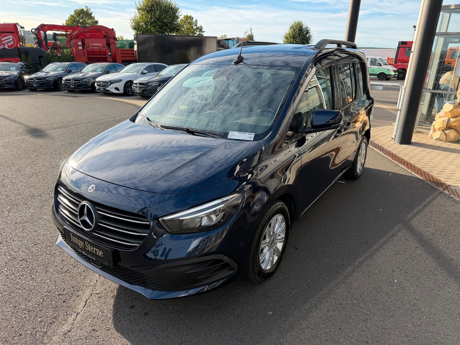 Fahrzeugabbildung Mercedes-Benz T 180 d PROGRESSIVE Autom LED Klimaautom MBUX