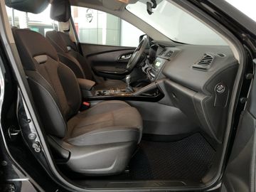 Renault Kadjar Life 1.3 TCE 140 PS Klima-ABS