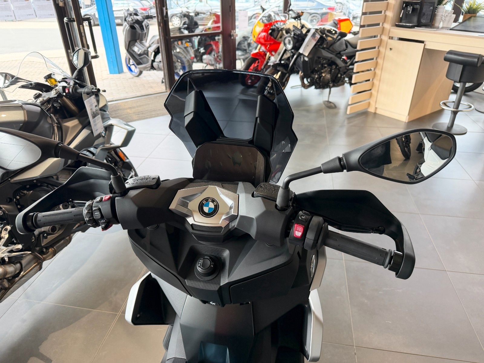 Fahrzeugabbildung BMW C 400 X - Sofort verfügbar!