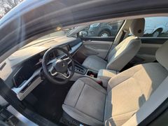 VW Golf VIII Autom-Life-LED Scheinw-Massagesitz
