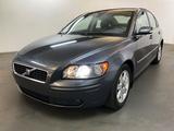Volvo S40 LIMOUSINE 2.4I MOMENTUM *1.HAND BI-XENON* - Volvo S40: 2.4