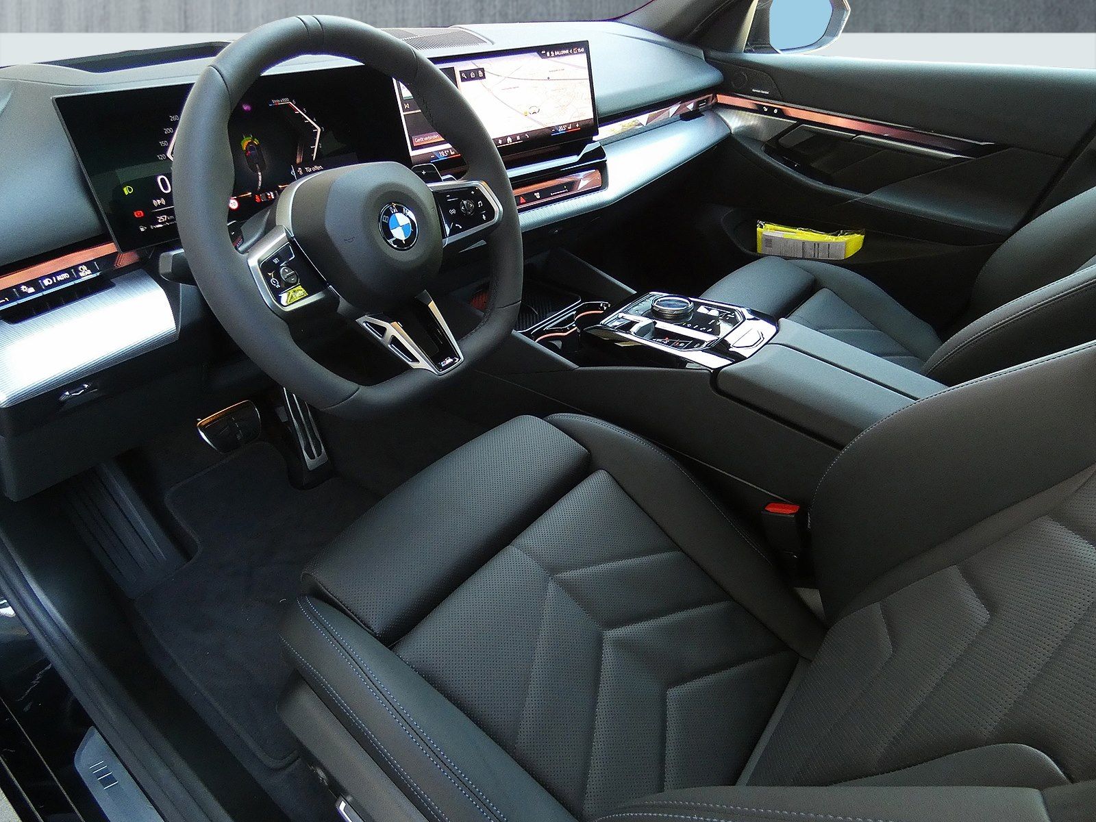 BMW 520d Limousine M Sportpaket foto 11