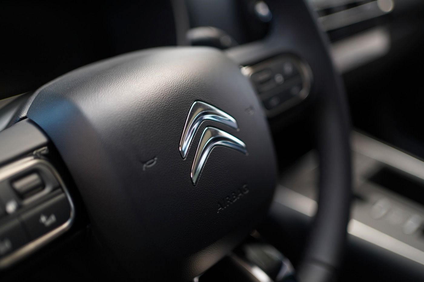 Fahrzeugabbildung Citroën C5 Aircross Plug In Hybrid 225 e-EAT8 Shine Pack