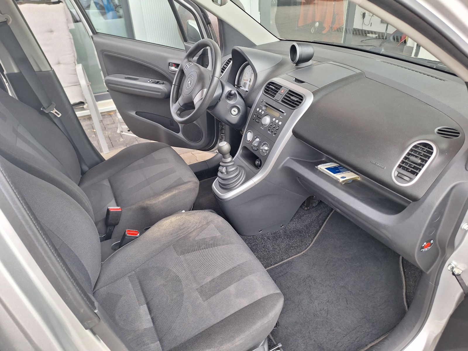 Fahrzeugabbildung Opel Agila B Edition