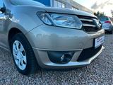 Dacia Sandero II Laureate+USB+Bluetooth+Aus 1 Han - Dacia Sandero Laureate mit Benzin-Antrieb
