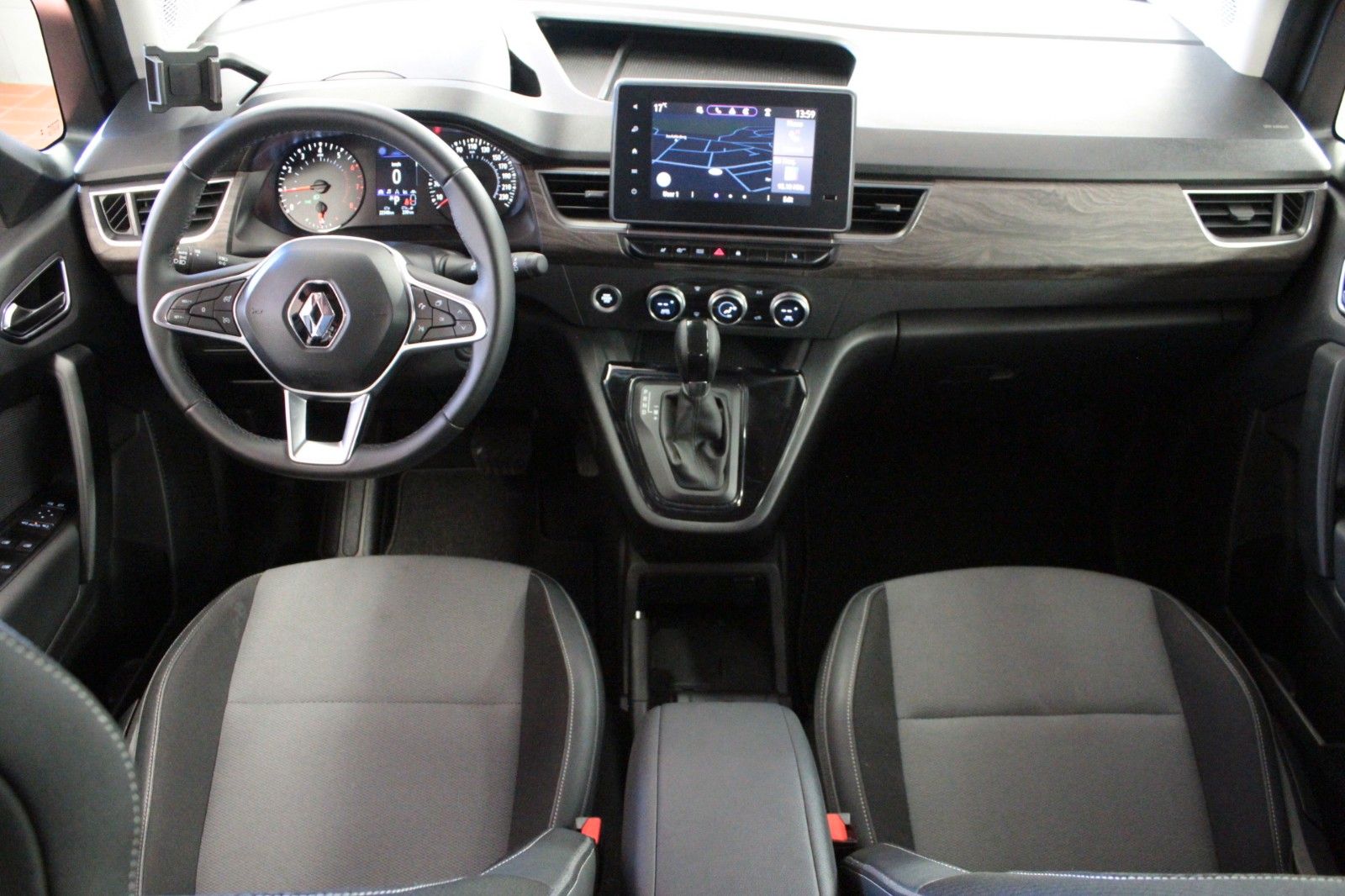 Fahrzeugabbildung Renault Kangoo Tce 130 EDC Techno*Sitzhzg*