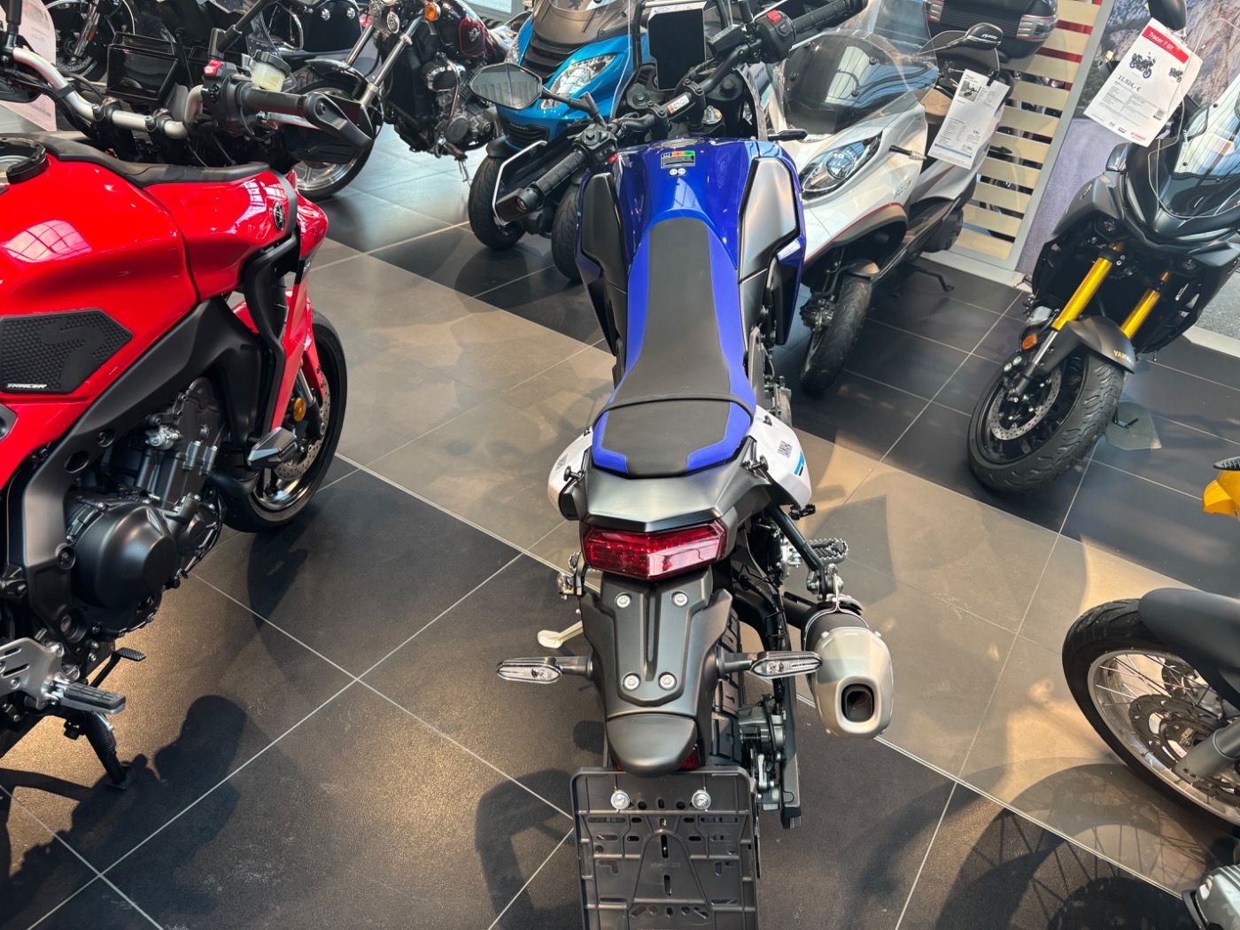 Fahrzeugabbildung Yamaha XTZ 700 Tenere Modell 2025