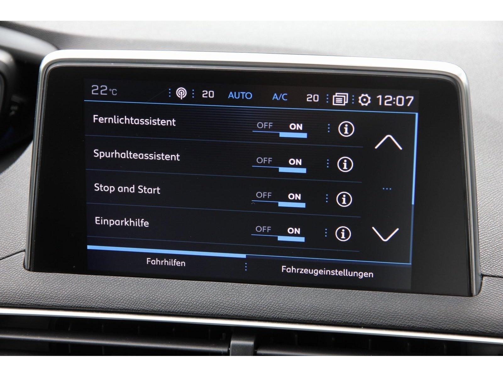 Peugeot 3008 Allure PT 130 Pano Carplay Navi Klima SHZ