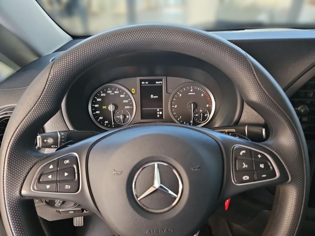 Fahrzeugabbildung Mercedes-Benz Vito 114 Kasten Extralang LED-ILS AHK 2xST SHZ