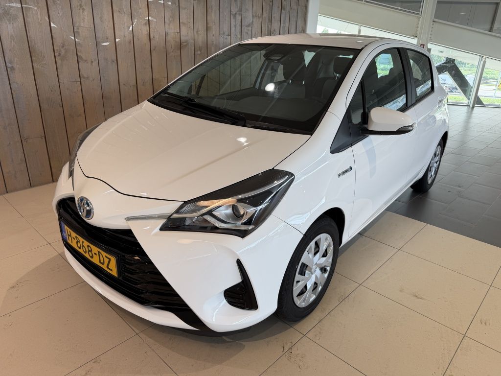 Toyota Yaris 1.5 Hybrid Active imagem 2