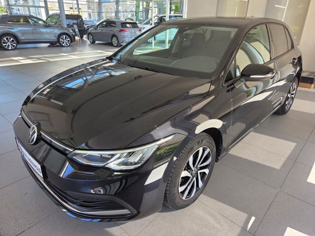 Golf VIII ACTIVE 1.0 TSI LED NAV APP PDC 8FACH A