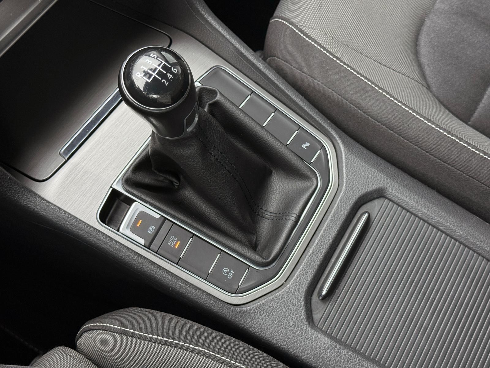 Fahrzeugabbildung Volkswagen 1.4 TSI/COMFORTLINE/SITZHZG/PDC/ALLWETTER/MASSGE