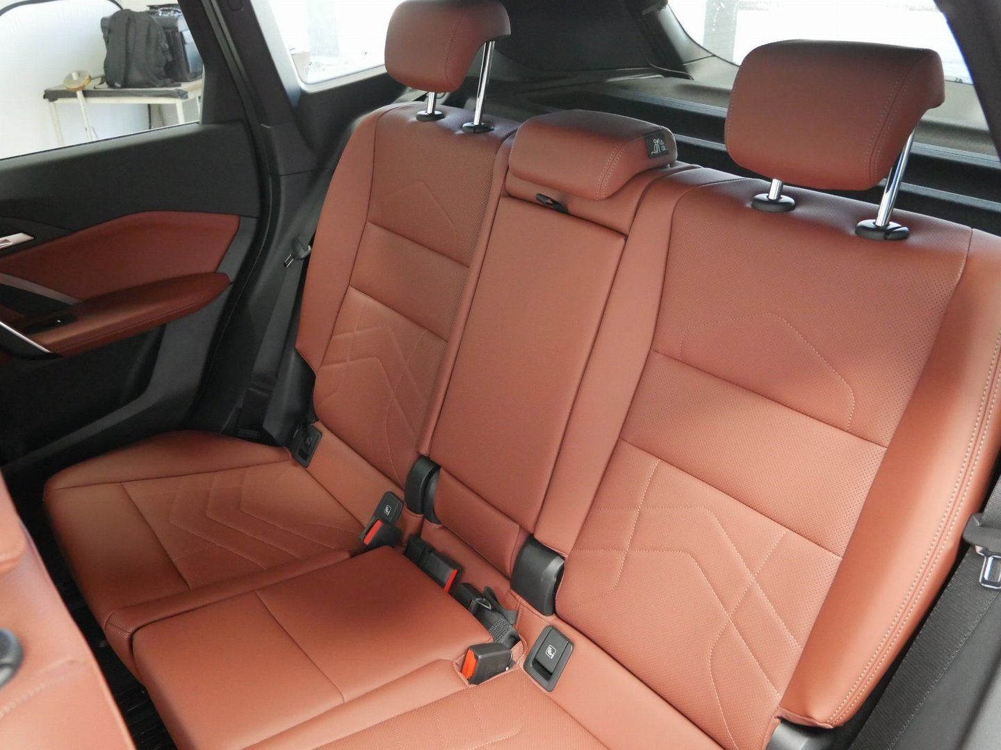 Fahrzeugeinzelansicht 12 Fahrzeugabbildung BMW X1 M35i xDrive |Aktivsitz |Head-Up |19 M LMR