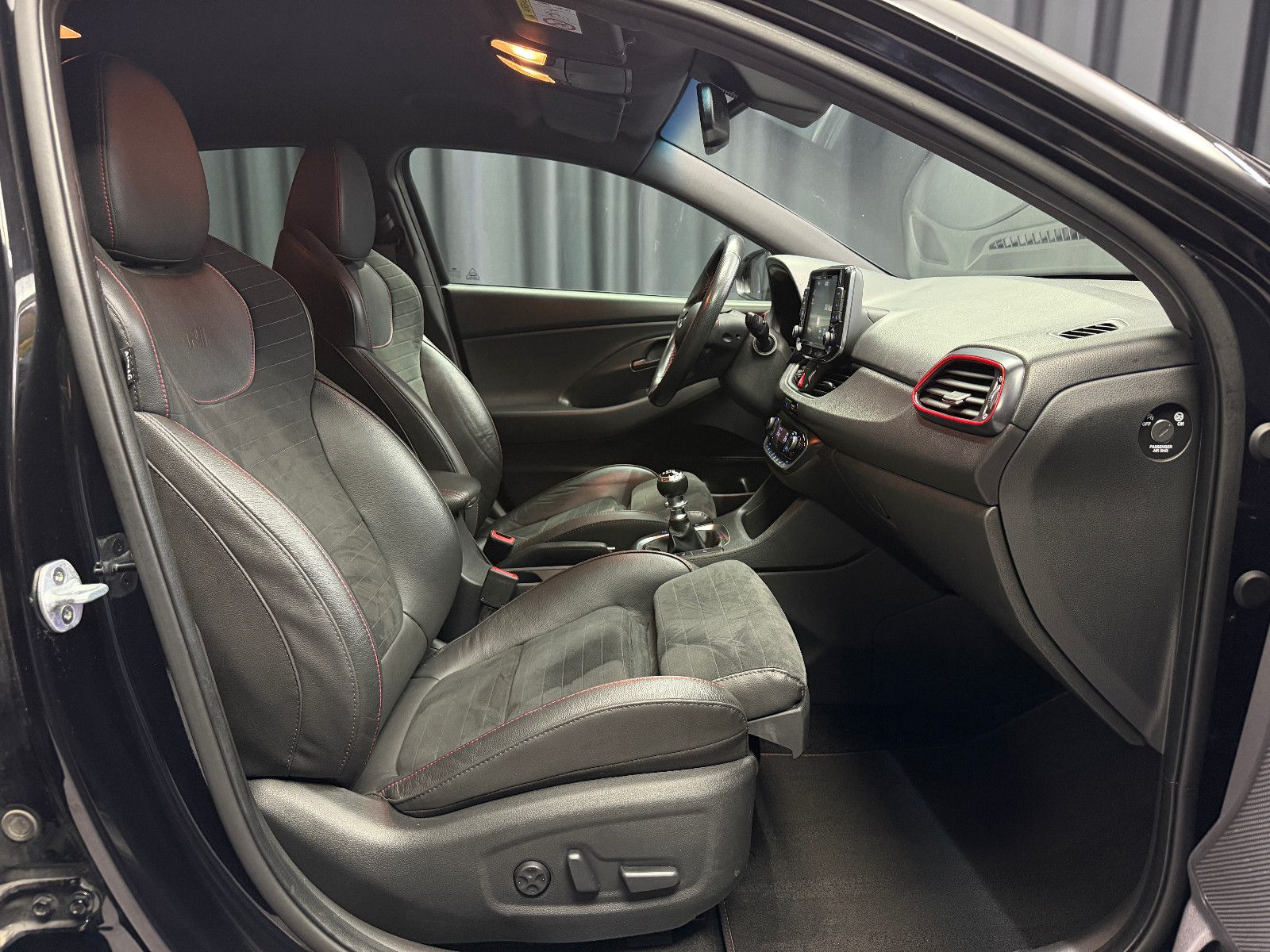 Fahrzeugabbildung Hyundai i30 Fastback N Performance|SCHALTER|PDC|NAVI