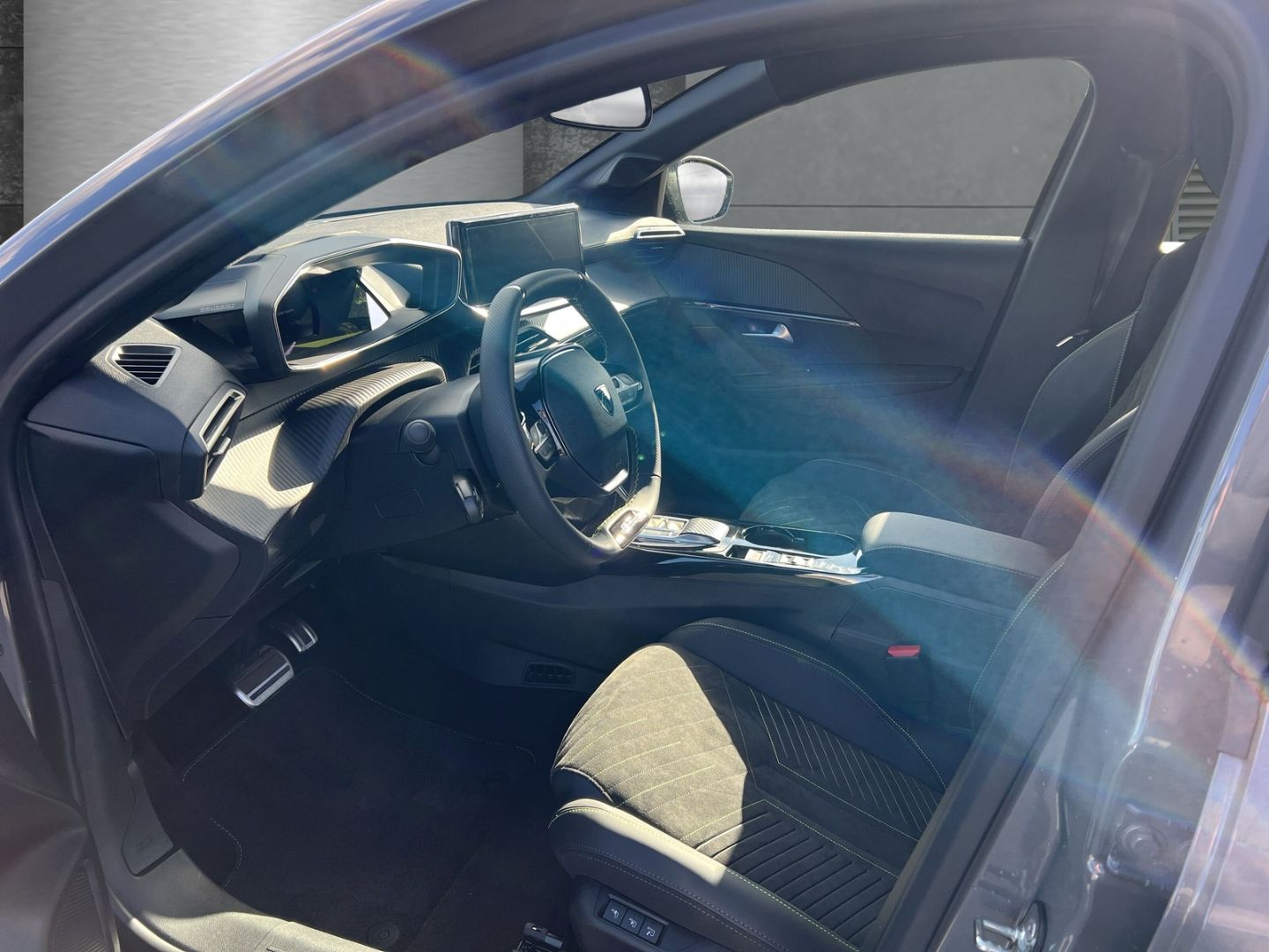 Peugeot e-208 - Bild 7