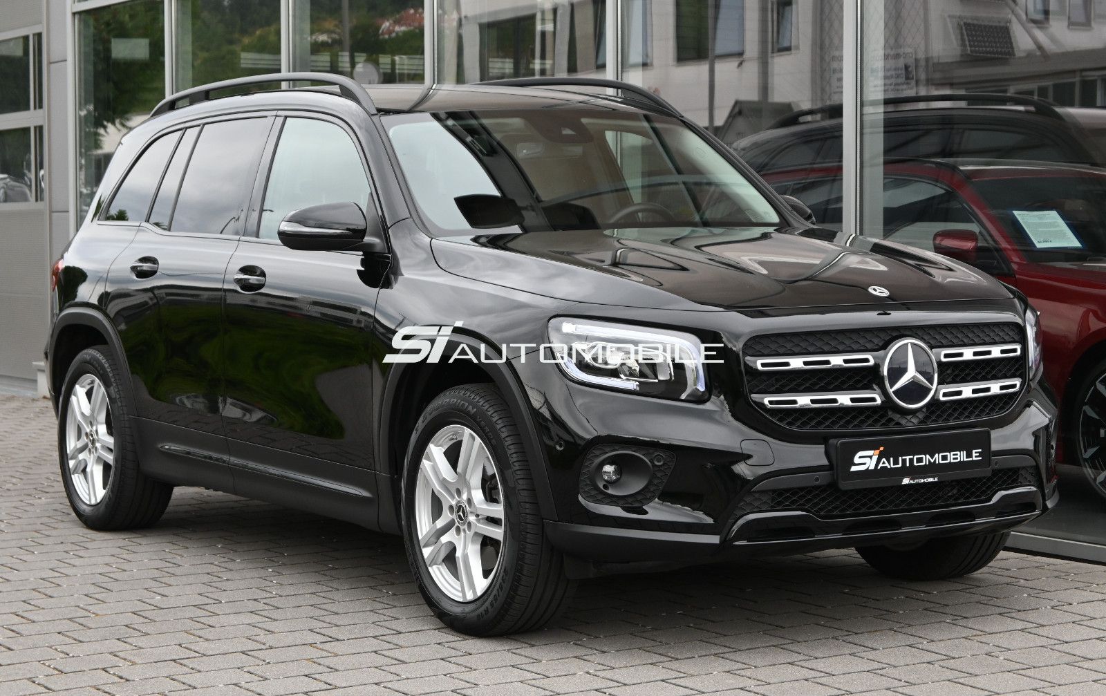 Fahrzeugabbildung Mercedes-Benz GLB 200 d Aut. Night Paket °AHK°STANDHEIZ°KAMERA