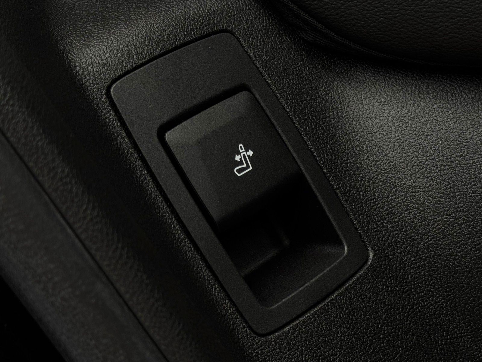 Fahrzeugabbildung BMW X3 xDrive 30d xLine Akustik StHzg. ACC HuD 360°