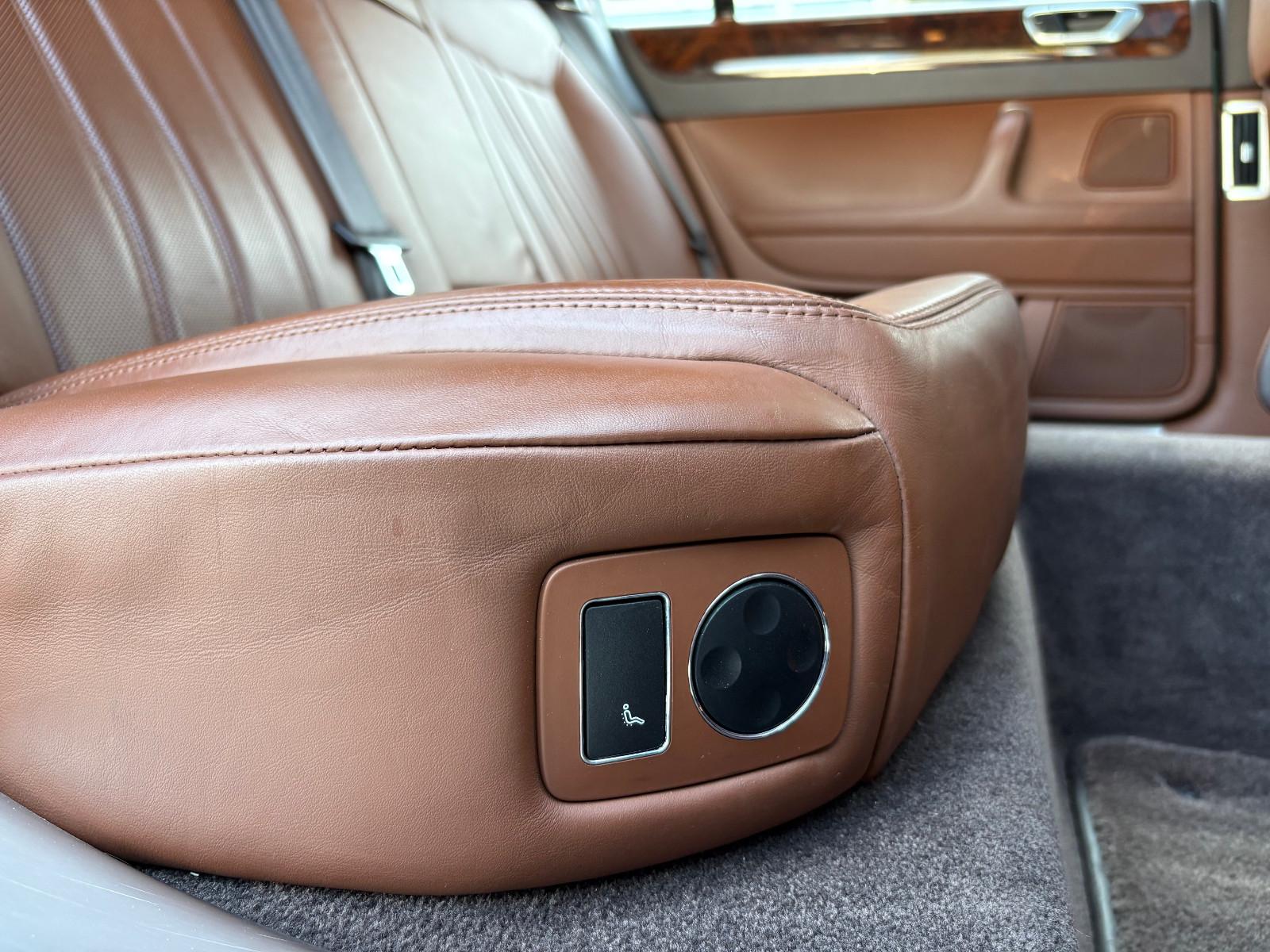 Bentley Continental Flying Spur +4x Massage+SD+BRD Fzg.