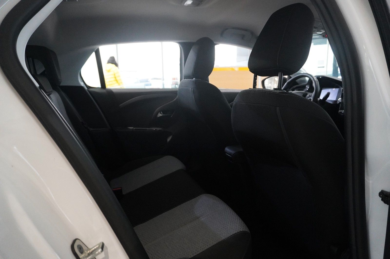 Fahrzeugabbildung Opel Corsa-e F FACELIFT 3-PHASIG NAVI/LED/DAB/11KW/SH