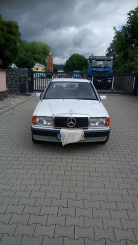 Mercedes-Benz Mercedes Benz 190E