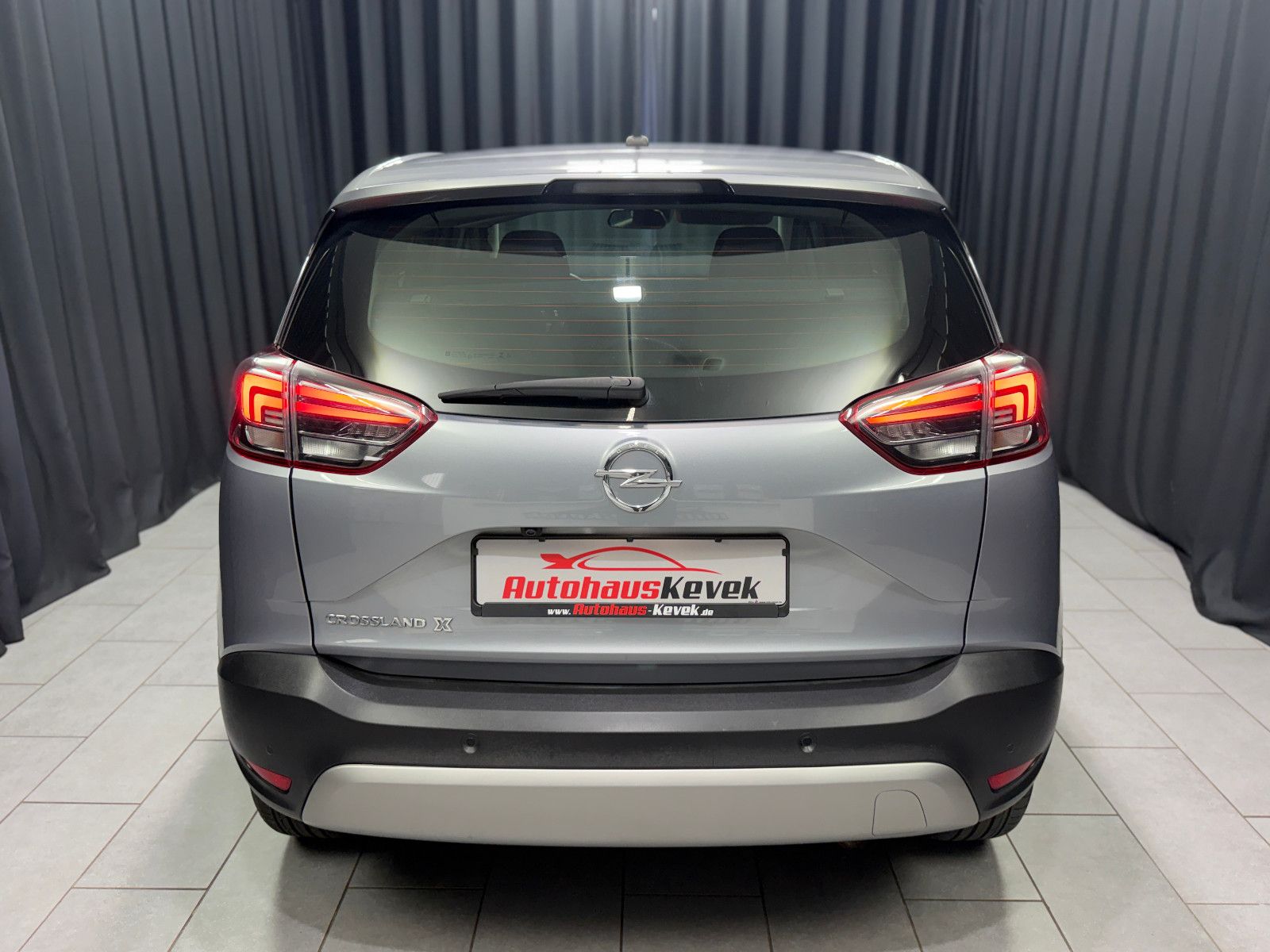 Fahrzeugabbildung Opel Crossland (X)1.2 DI Turbo Innovation|AUTOMATIK