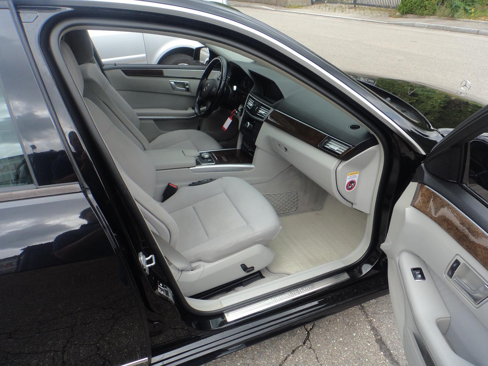 Mercedes-Benz E 220 CDI Lim.BlueEfficiency Automatik Navi