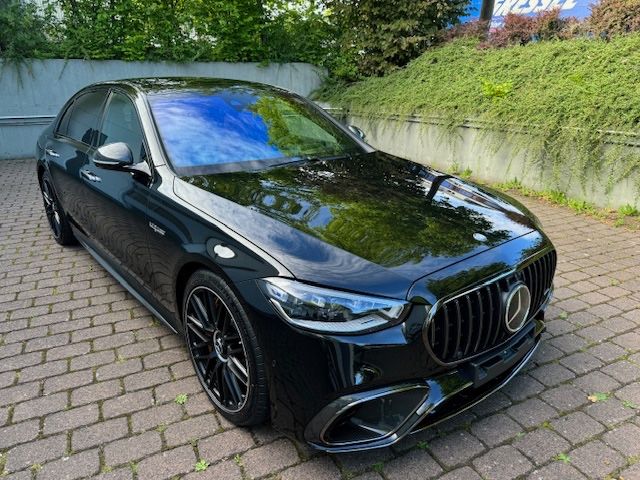 Mercedes-Benz S 63 AMG Mercedes-AMG S 63 E Performance CARBON