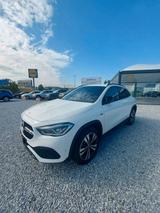 Mercedes-Benz Mercedes-benz GLA 250 GLA 250 e EQ-Power Automat - mit Hybrid-Antrieb: Taxi