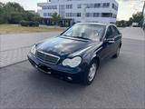 Mercedes-Benz Mercedes C200 W203 - Mercedes-Benz C-Class mit Diesel-Antrieb: W203