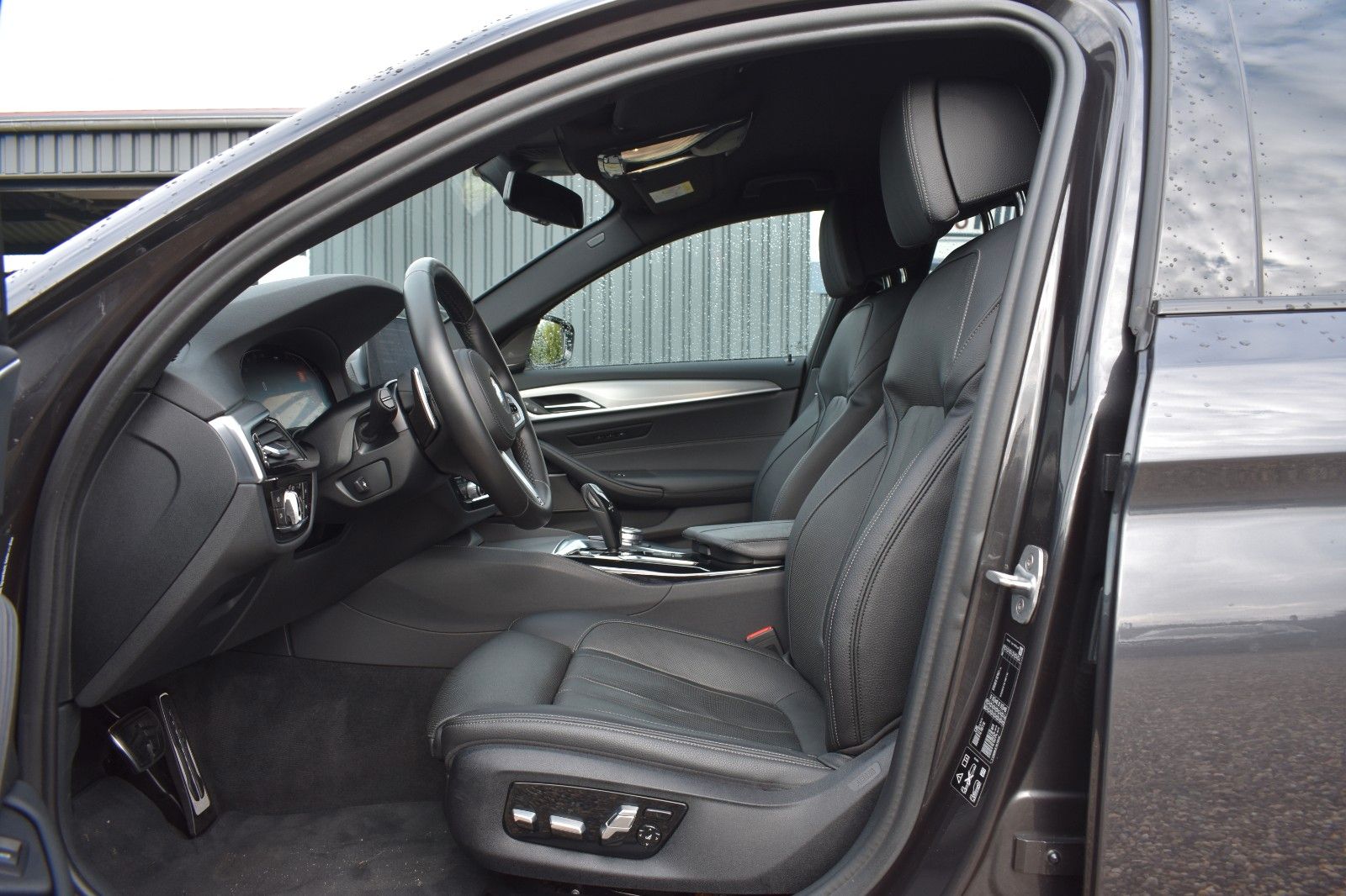 Fahrzeugabbildung BMW 540 d Touring xDrive M Sport HUD H&K Keyless go